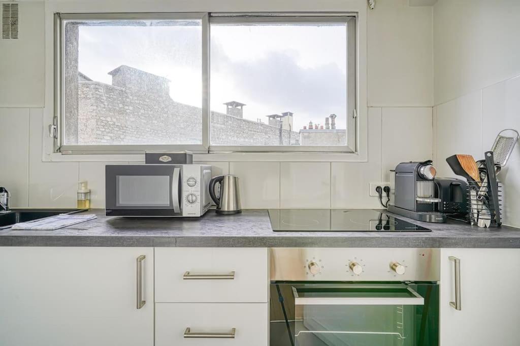 Apartment 4 Pers. Moulin Rouge-Pigalle Paris Exterior photo